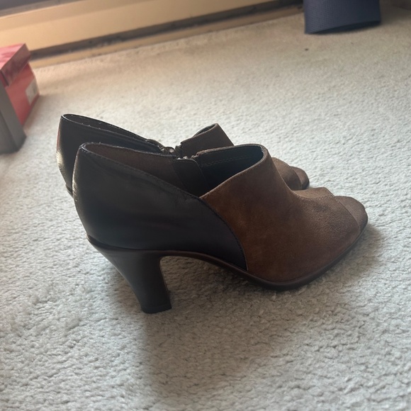 Aerosoles brown wedge shoes - Picture 3 of 4